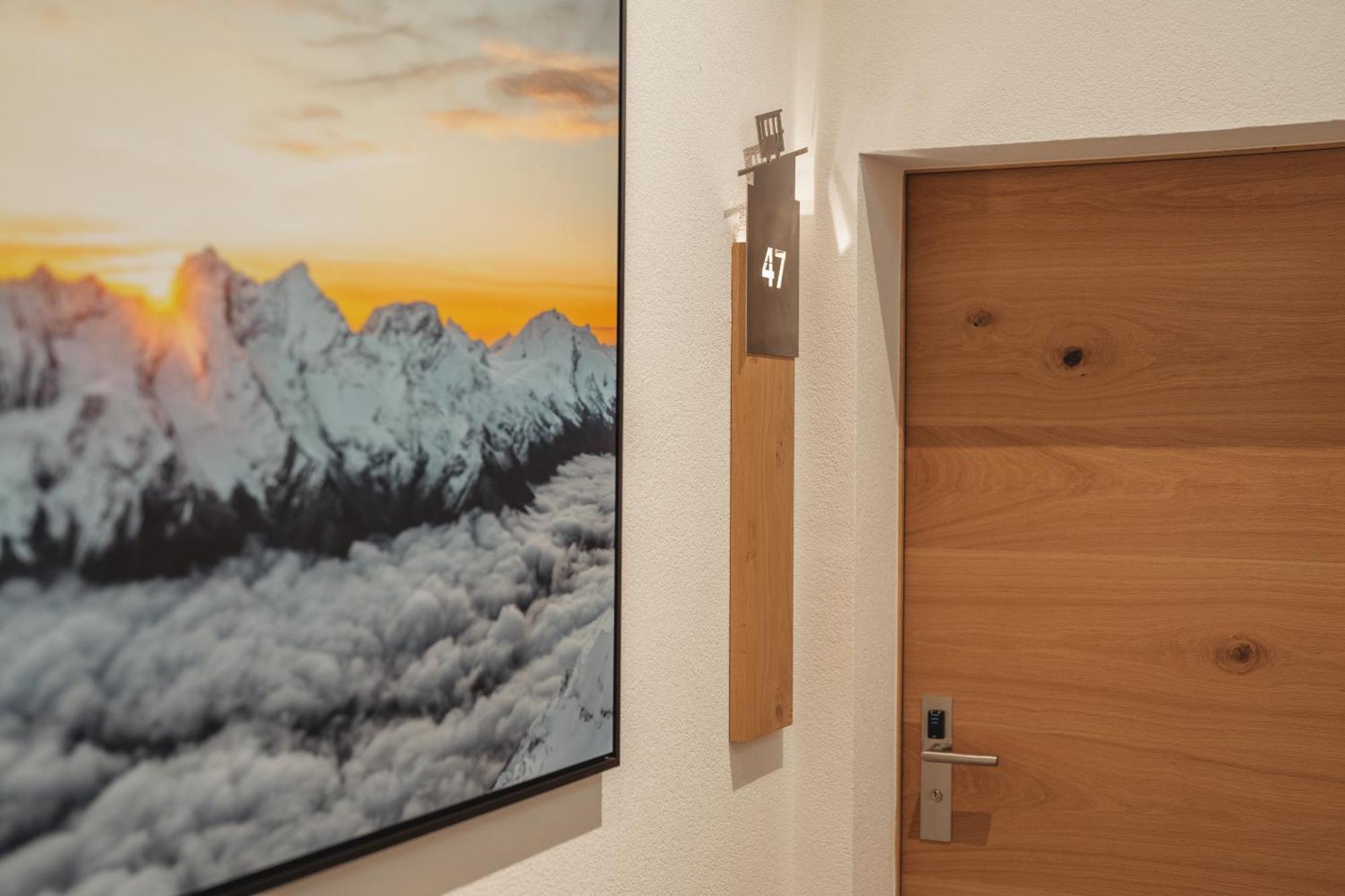Hotel Porta Cervino Таш Экстерьер фото